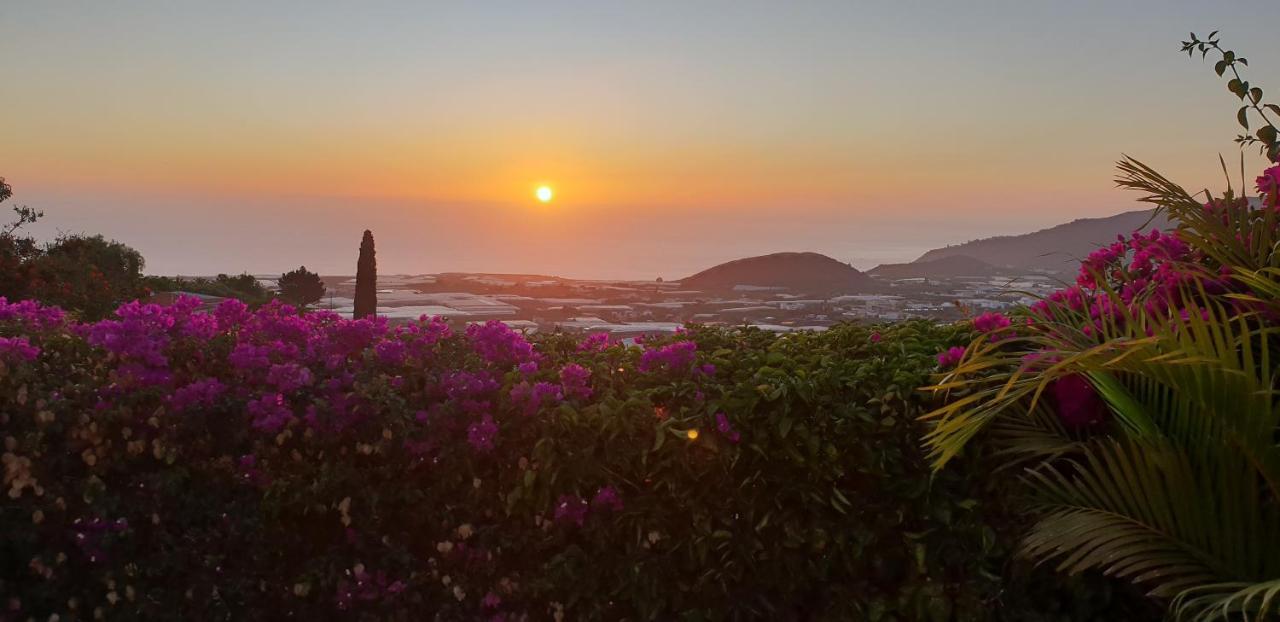 Bungalow La Datura El Paso Kültér fotó